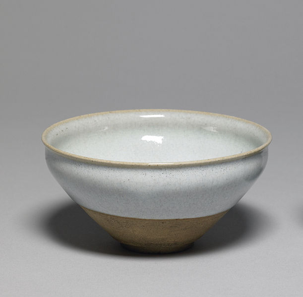 Ofuke ware bowl, medium stoneware with rice-straw ash glaze, between 1700–1850